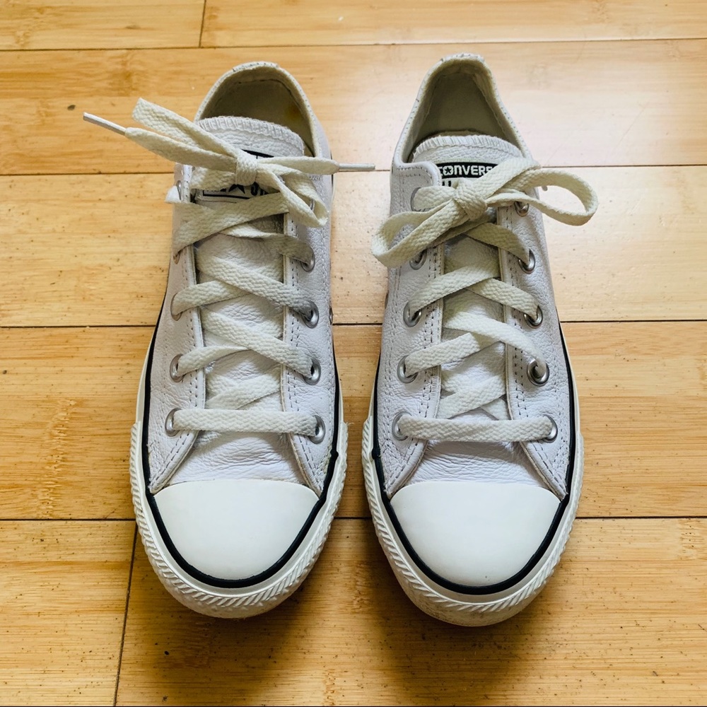 CONVERSE LO LEATHER SNEAKER